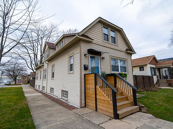 2nd image of 1347 Marengo Ave