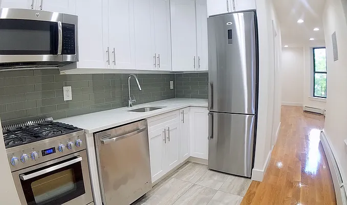 Rented by Compass | media 24