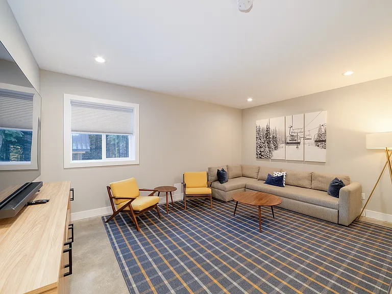 340 Snoqualmie Dr — Photo 19