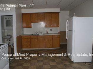 291 Pulaski Blvd APT 2F, Bellingham, MA 02019