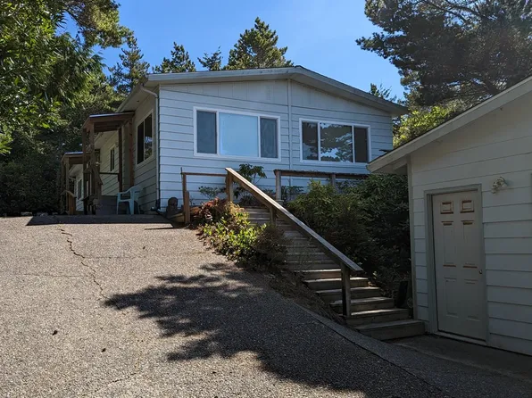 1601 Rhododendron Dr Space 645, Florence, OR 97439