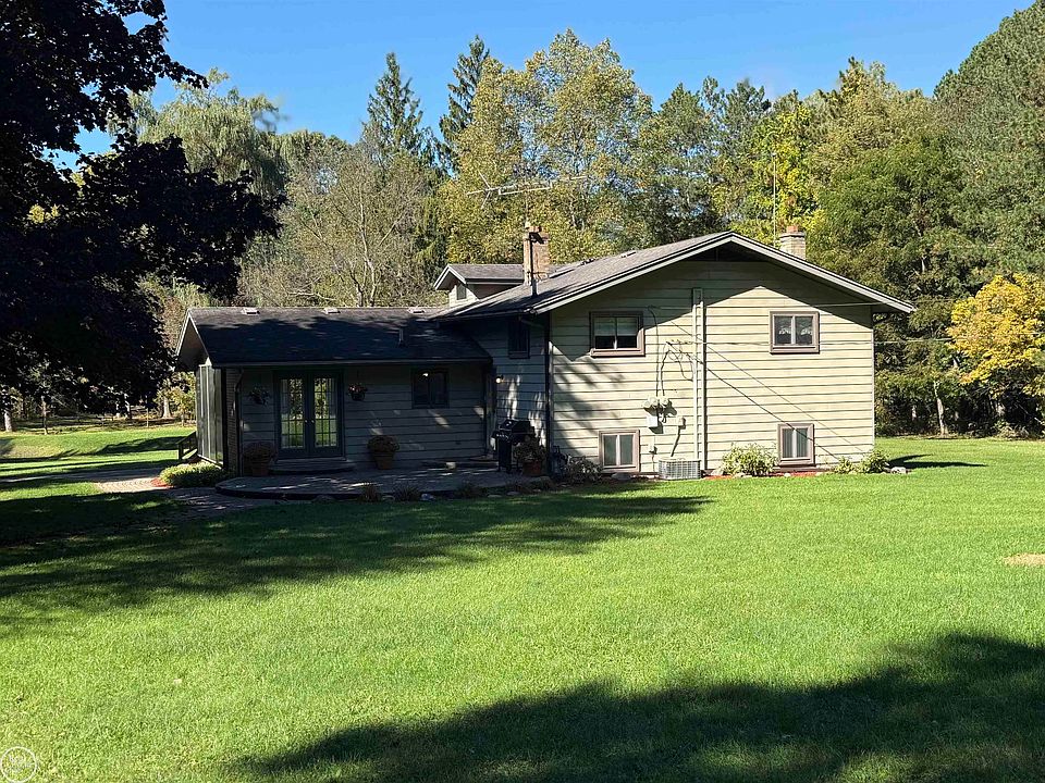 306 N Hurd Rd, photo 15