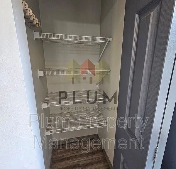 1314 Bulwer St — Photo 12