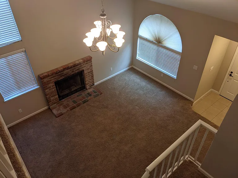 152 Presidential Cir — Photo 12