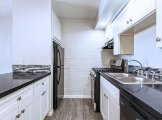 6320 N 16th St APT 10, Phoenix, AZ 85016