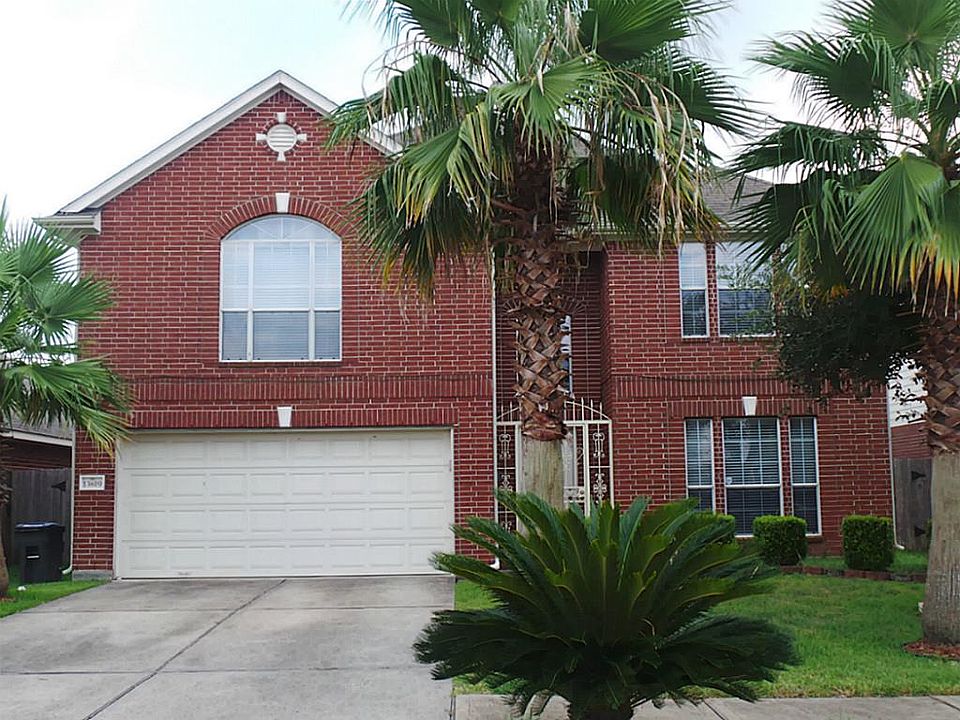 1st image of 13819 Magnolia Lake Ln