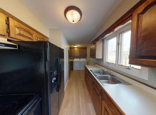 432 E Turnpike Ave, Bismarck, ND 58501