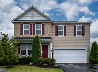 33 Charter Gate Dr, Fredericksburg, VA 22406