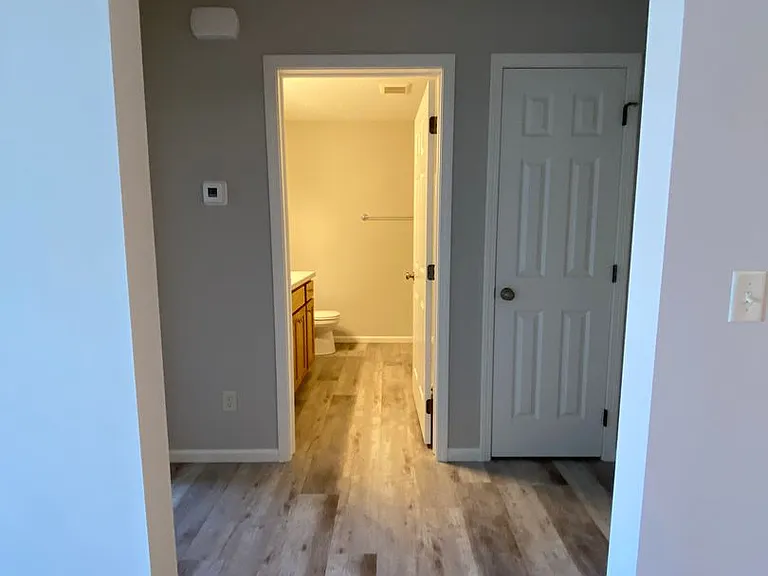1539B Gunston Dr — Photo 9
