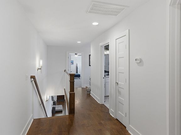 4th image of 2438 Inga St