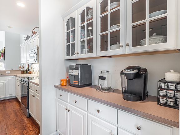 3rd image of 7528 S Promontory Ct