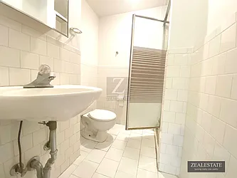 Rented by ZealEstate Group Inc