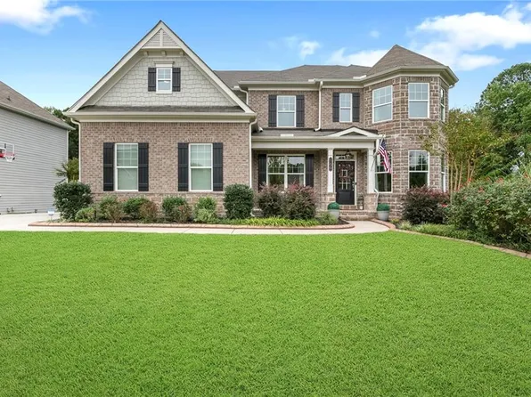 166 Wheaten Dr, Woodstock, GA 30188