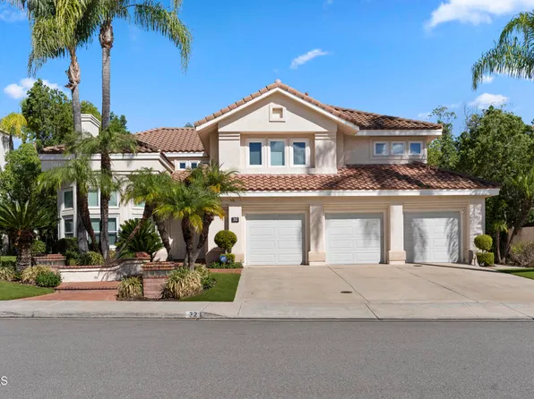 32 Golden Glen Dr, Simi Valley, CA 93065
