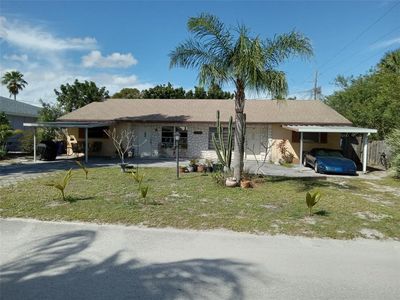 8415 SE Diane St #A/b, Hobe Sound, FL, 33455