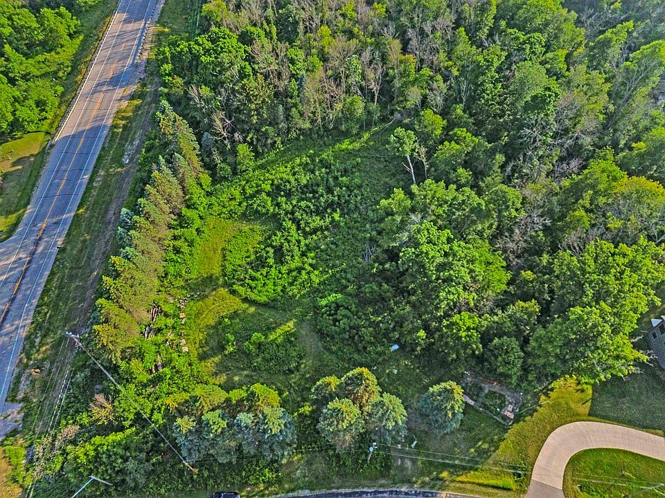 1st image of 2532 Victoria Dr