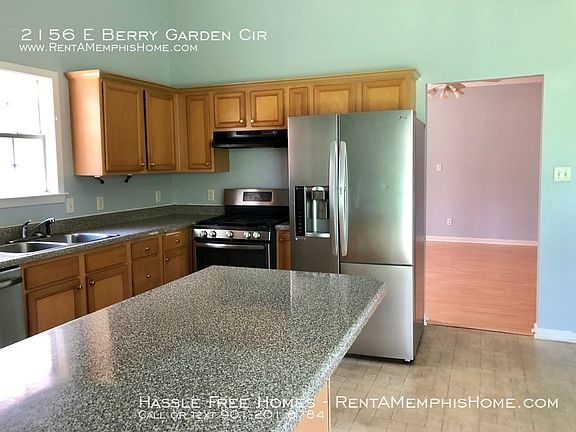 3rd image of 2156 W Berry Garden Dr