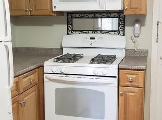 81 Cherry St #2, Plymouth, MA 02360