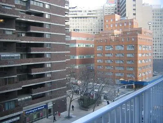 Rented by RELO REDAC INC. | media 5