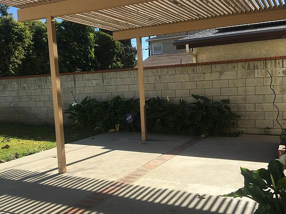 5th image of 6008 Acacia Ave