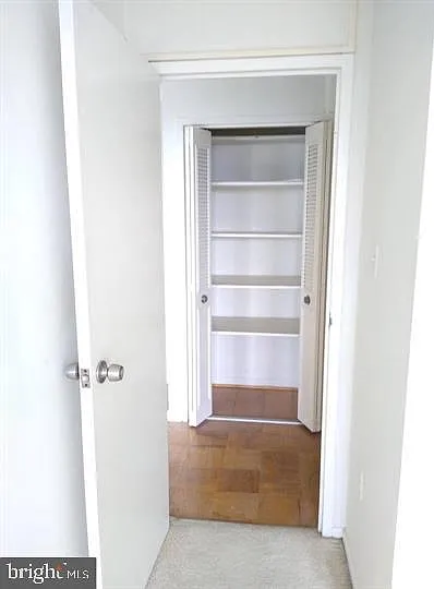 10401 Grosvenor Pl #1018 — Photo 11