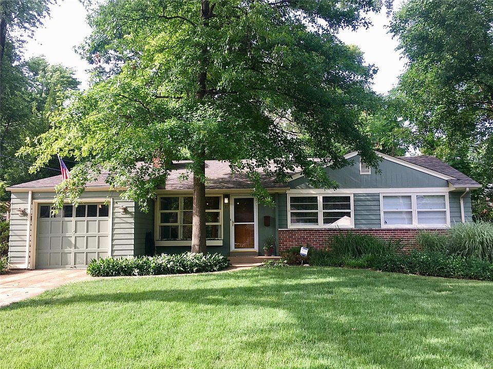 1st image of 17 Buckeye Dr