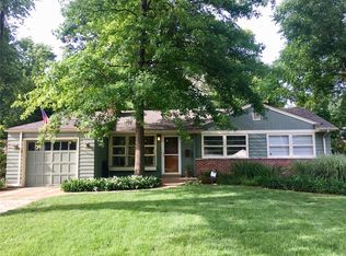 17 Buckeye Dr, Saint Louis, MO 63135