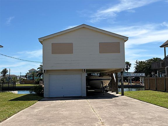 2nd image of 16533 Tampico Way