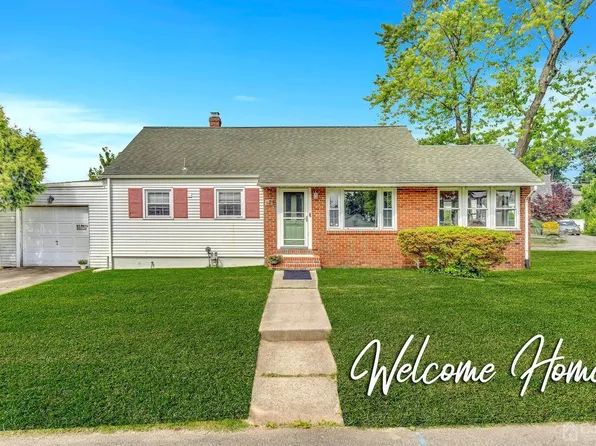 525 Leonard Ave, Woodbridge, NJ 07095