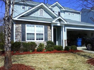 917 Pebblestone Dr, Durham, NC 27703