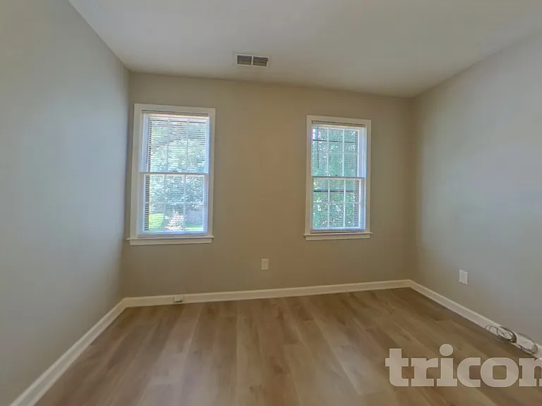 4809 Glenwhite Dr — Photo 12