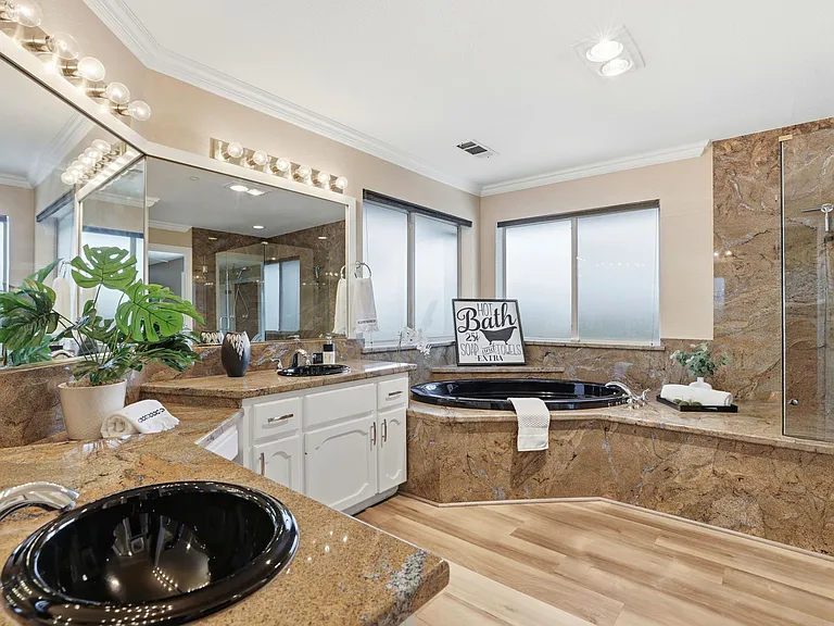 1414 Columbine Way — Photo 30