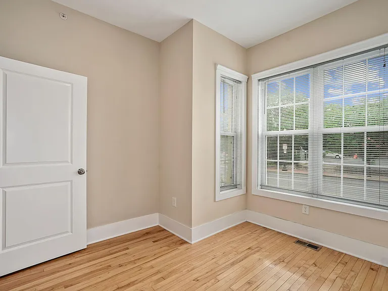28 Florida Ave NE #1 — Photo 7