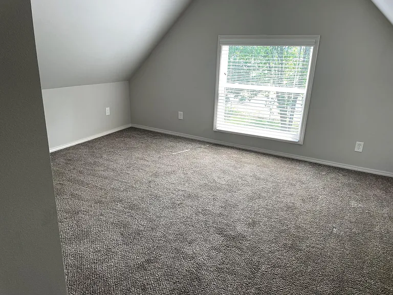 703 Southwest Ave — Photo 1