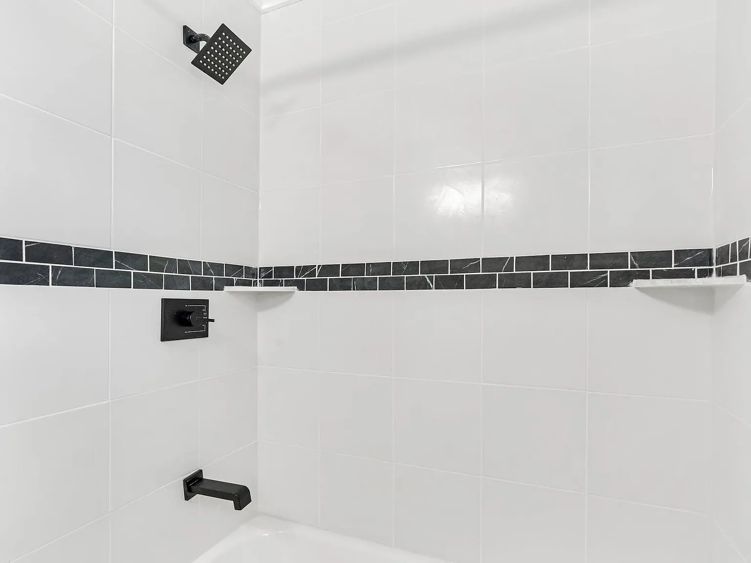2 bed, 1152 sqft, $2,900 — Photo 4