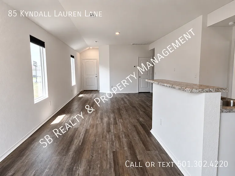 85 Kyndall Lauren Ln — Photo 4
