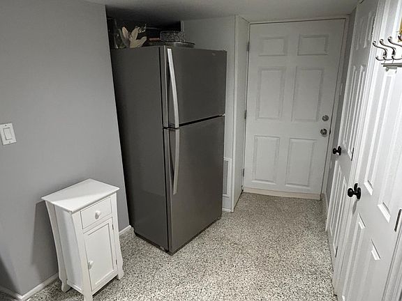 5th image of 5340 N Ashland Ave