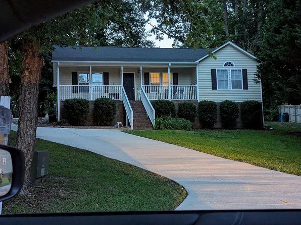 1240 Banjo Dr