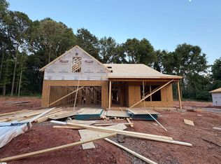 920 Powers Rd, Laurens, SC 29360