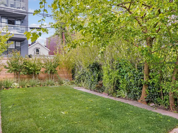 611 Macon Street image 11 of 13