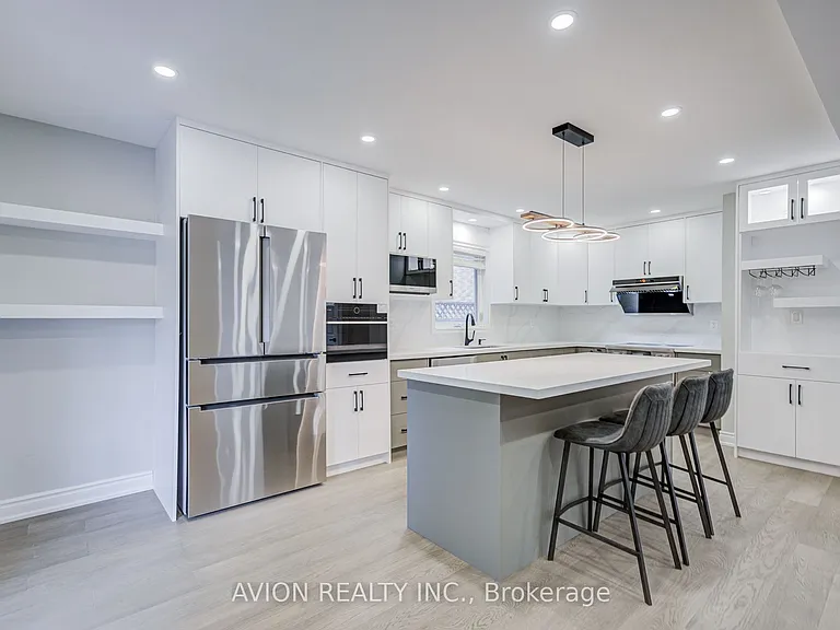 9 Falan Heights Cres — Photo 13