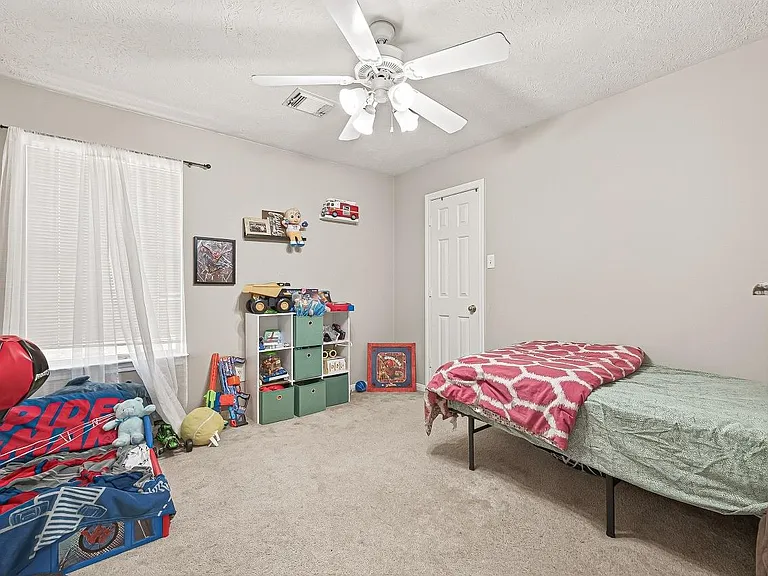 7023 Westford Park Ln — Photo 32