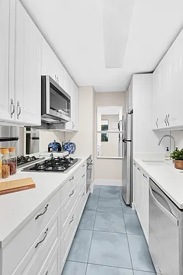 Sold by Compass | media 6