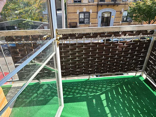 Rented by Virtual Real Estate | media 4