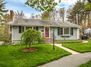17 Robinson Rd, Beverly, MA 01915