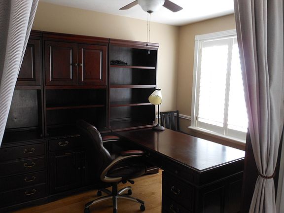2nd image of 1837 E New River Dr