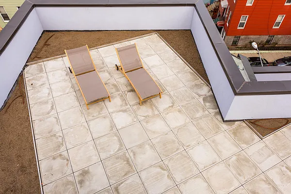 Rented by Nooklyn NYC LLC | media 89