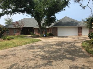 204 Harbour Pointe Dr, Lynn Haven, FL 32444