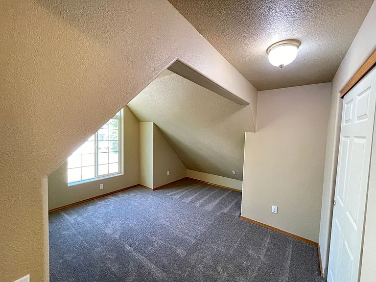 17226 NW Millbrook St — Photo 23