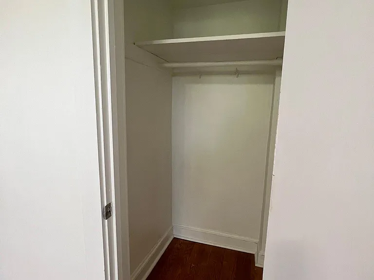 4564 Macarthur Blvd NW #302 — Photo 21